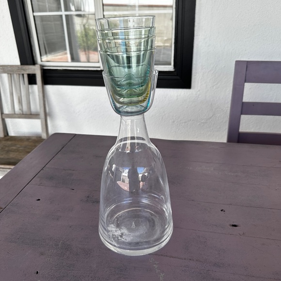 Anthropologie Sangria/Wine Carafe with 4 drinking glasses - Picture 3 of 10
